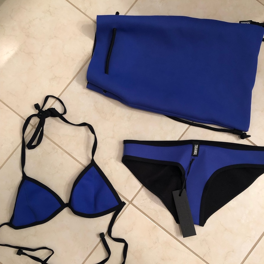 Triangle bikini never been worn